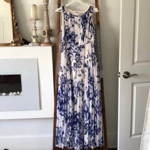 Eliza J maxi pleated dress!